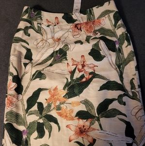 ANN TAYLOR FLORAL SKIRT SZ 10